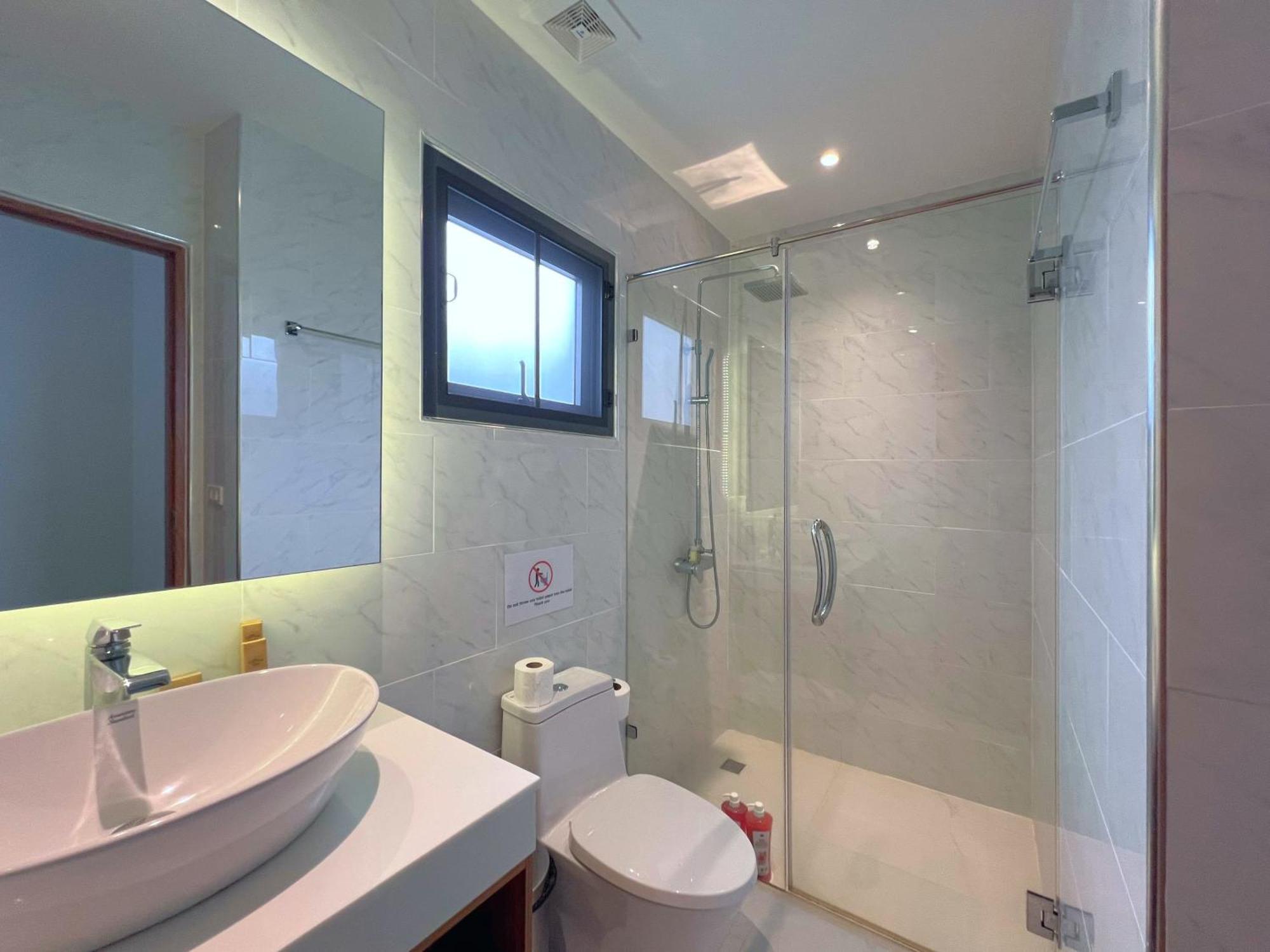 Bangtao Pool Villa - Prymaluna Phuket Bagian luar foto